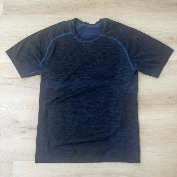 Men's Lululemon Athletica Shirts Lululemon Metal Vent Tech Shirt Short Sleeve - Picture 2 of 2